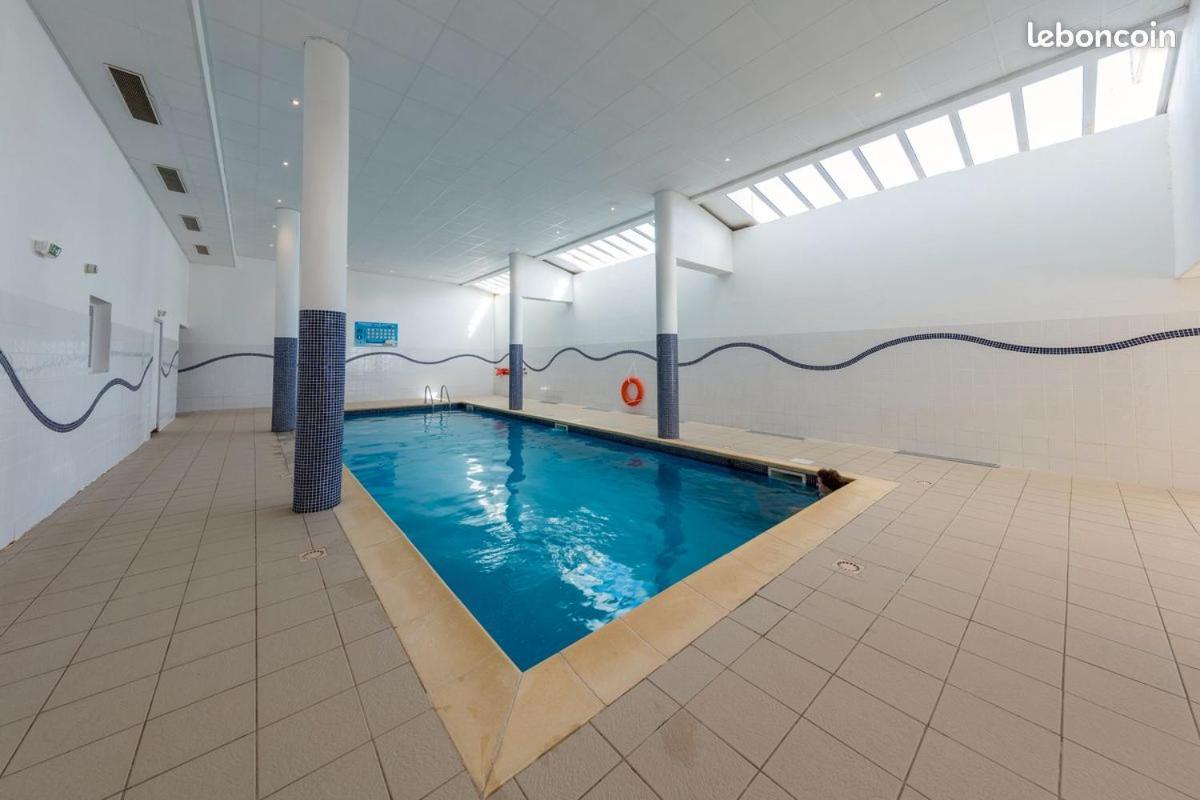 Foux D Piscine 6 Personnes * Allos